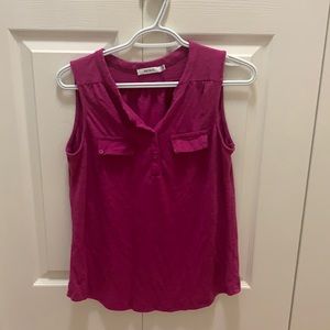 Ricki’s tank top. M. Good used condition.